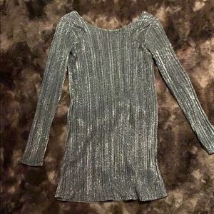 Lulu’s long sleeve short silver dress